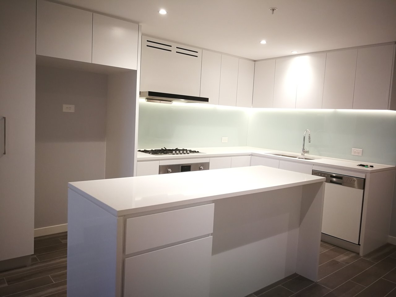 605/26 Footbridge Blvd, Wentworth Point